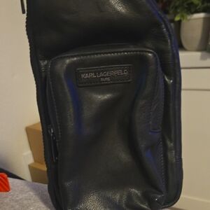 Karl Lagerfeld DOUBLE ZIPPER CROSSBODY SLING BAG